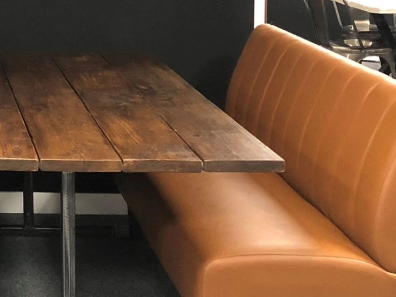 why are restaurant booths the best seating option?