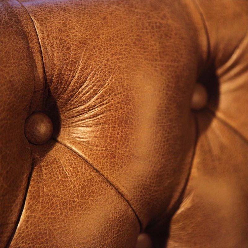 UPHOLSTERED BUTTONS