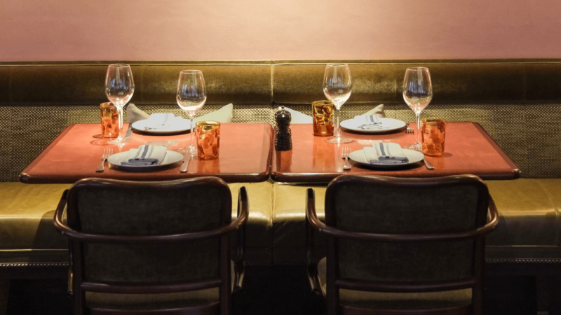 Restaurant Seating | Flute & Roll Back Seating Style