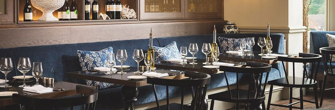 Enhancing Comfort in Restaurants with Banquette Seating