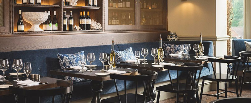 Enhancing Comfort in Restaurants with Banquette Seating